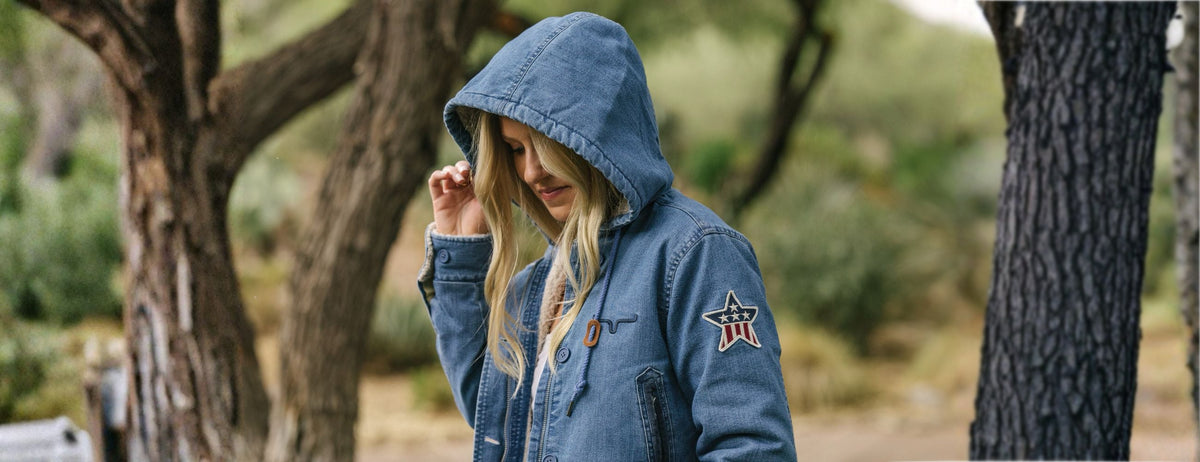 Women's Jackets & Vests
