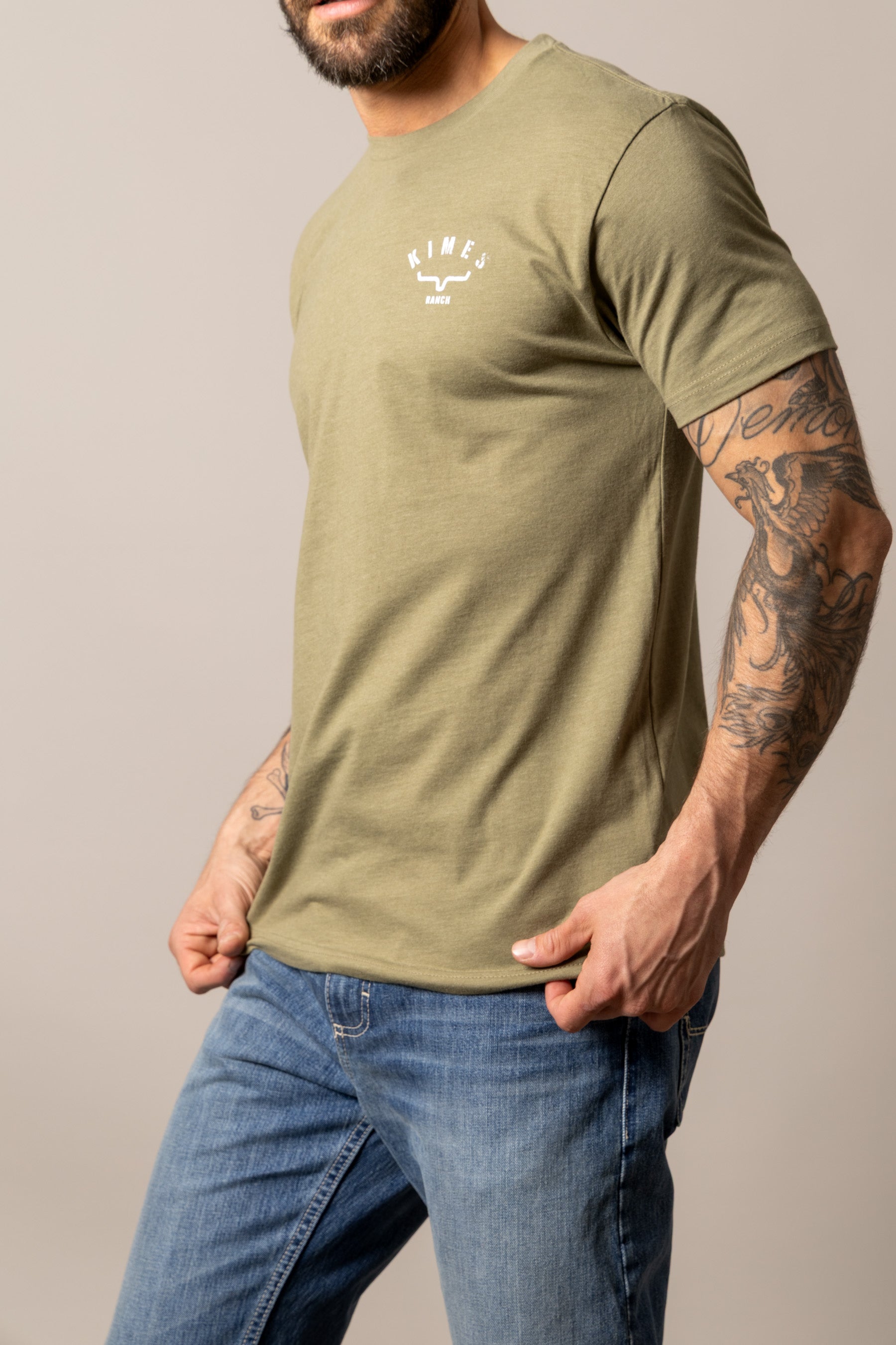 #color_light olive