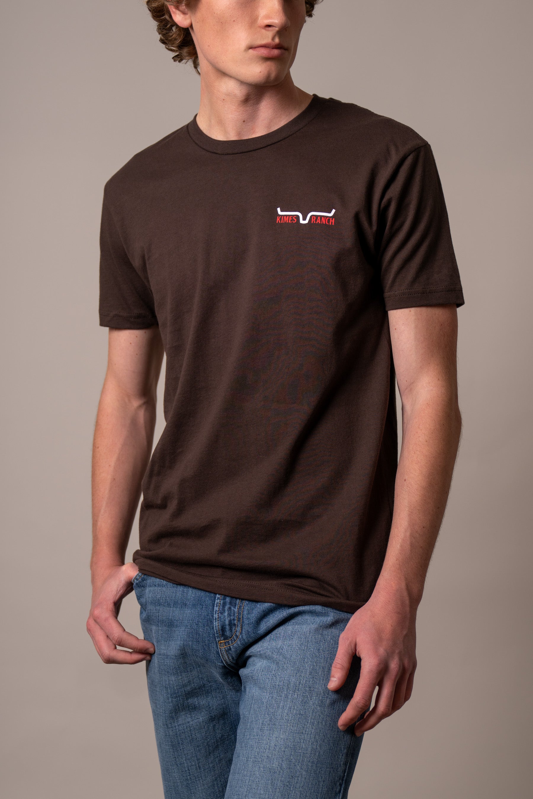 #color_dark chocolate