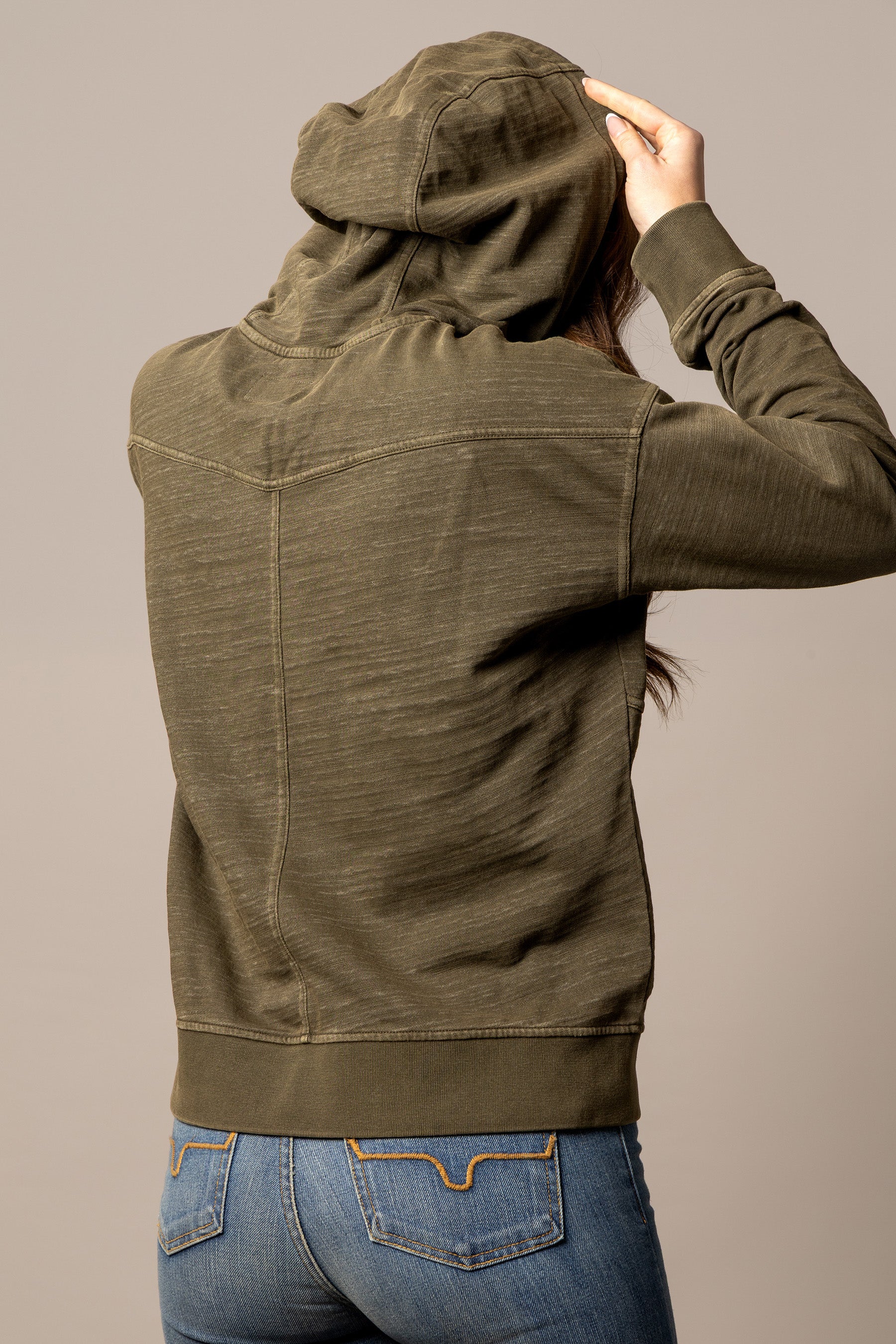 #color_dark olive