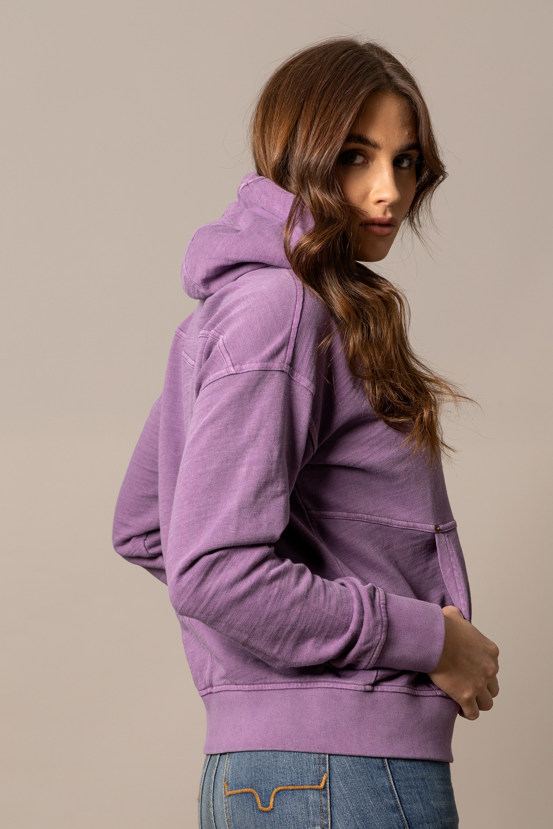 #color_plum