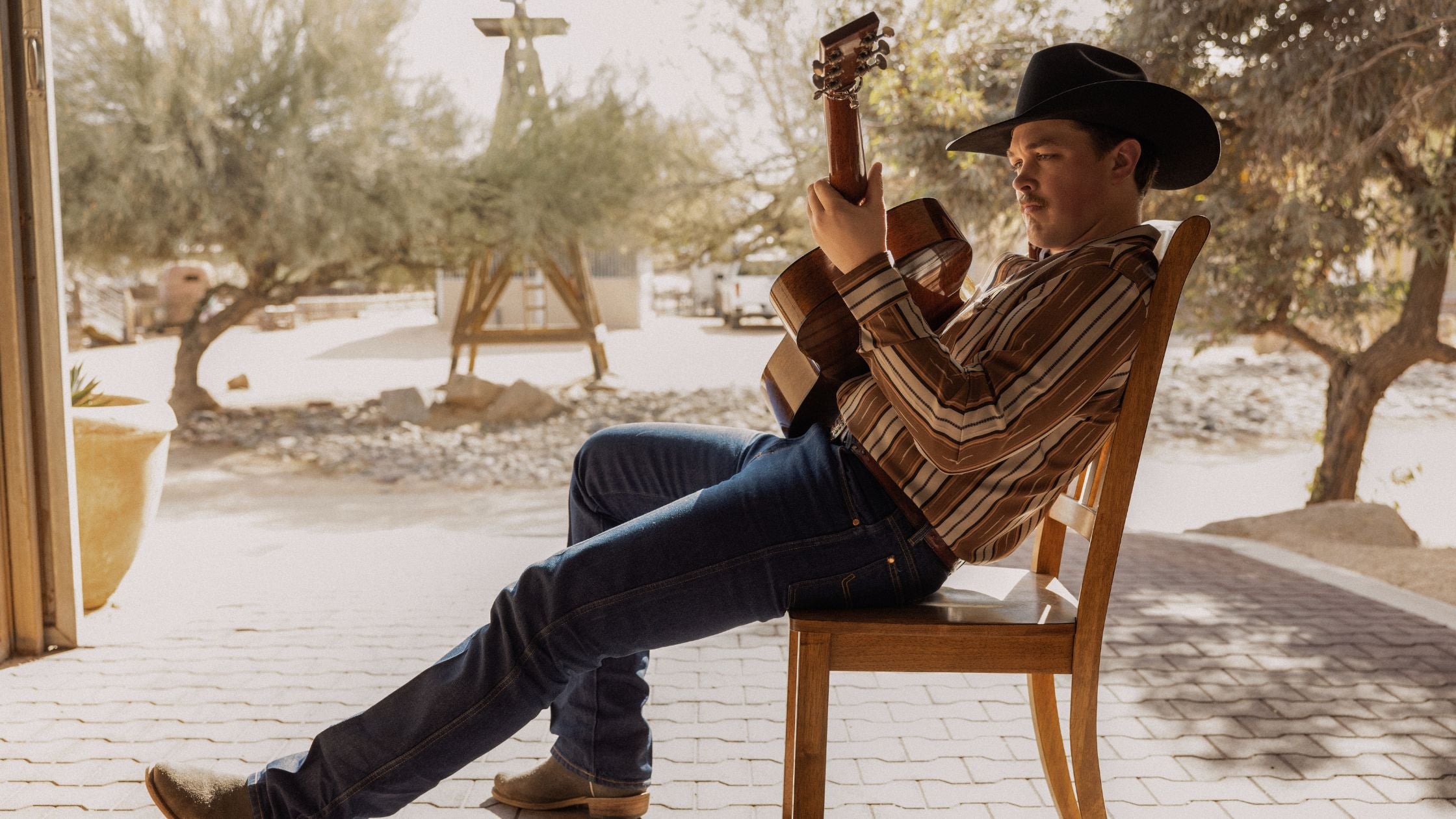 Zach Top Announces 2026 Cold Beer And Country Music Tour Dates