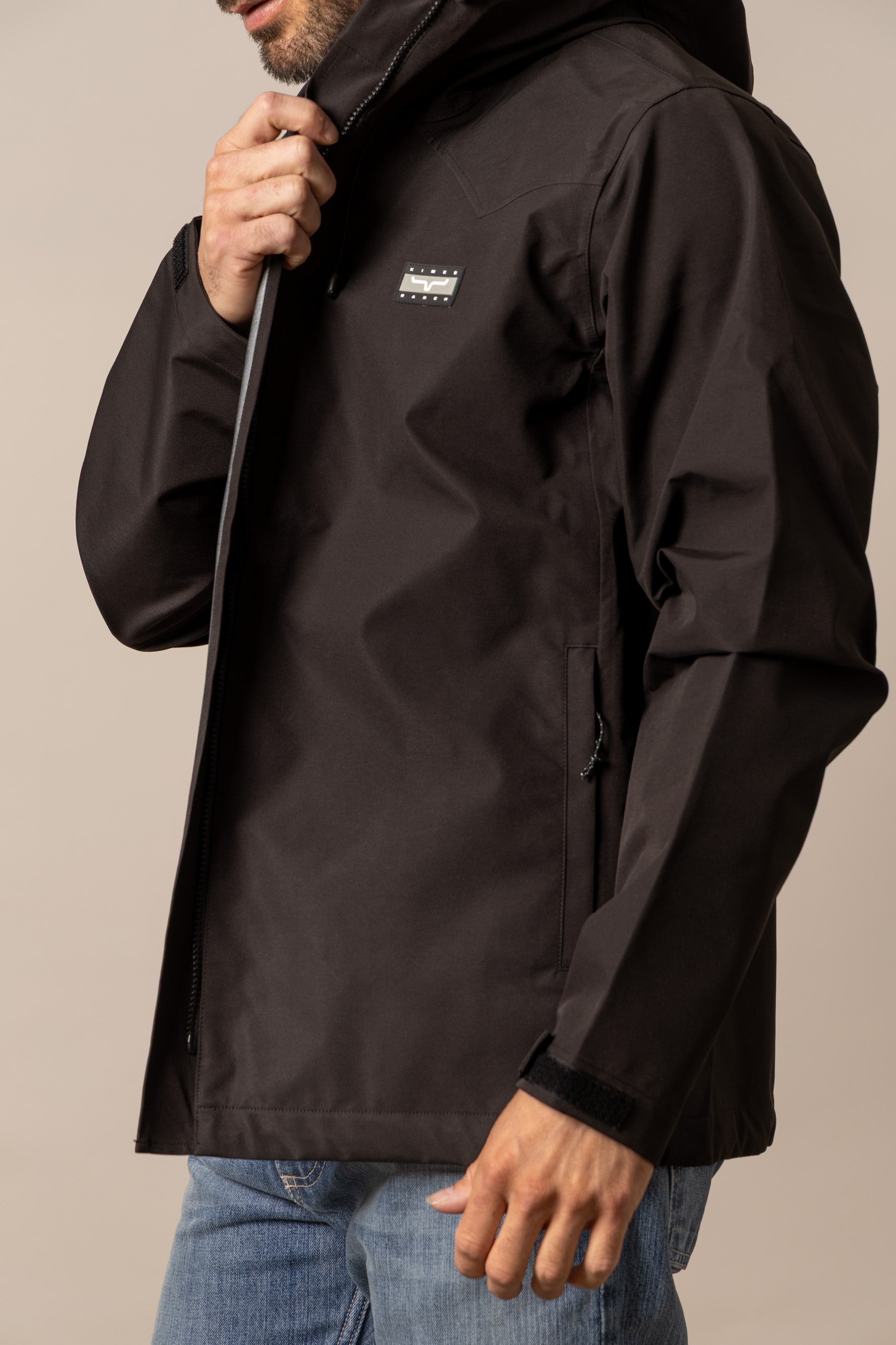 #color_black