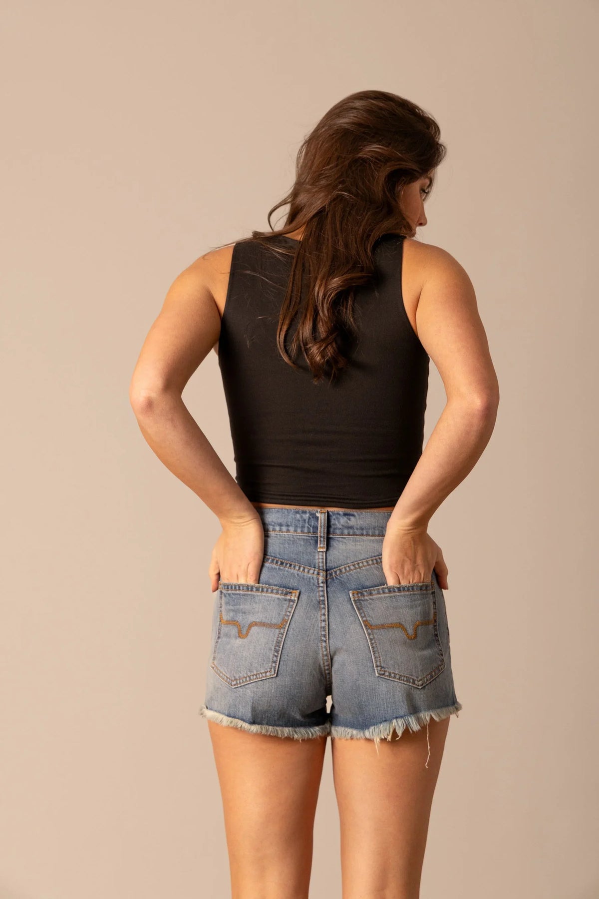 Jamila A set of Cut Derby and wooded shorts women