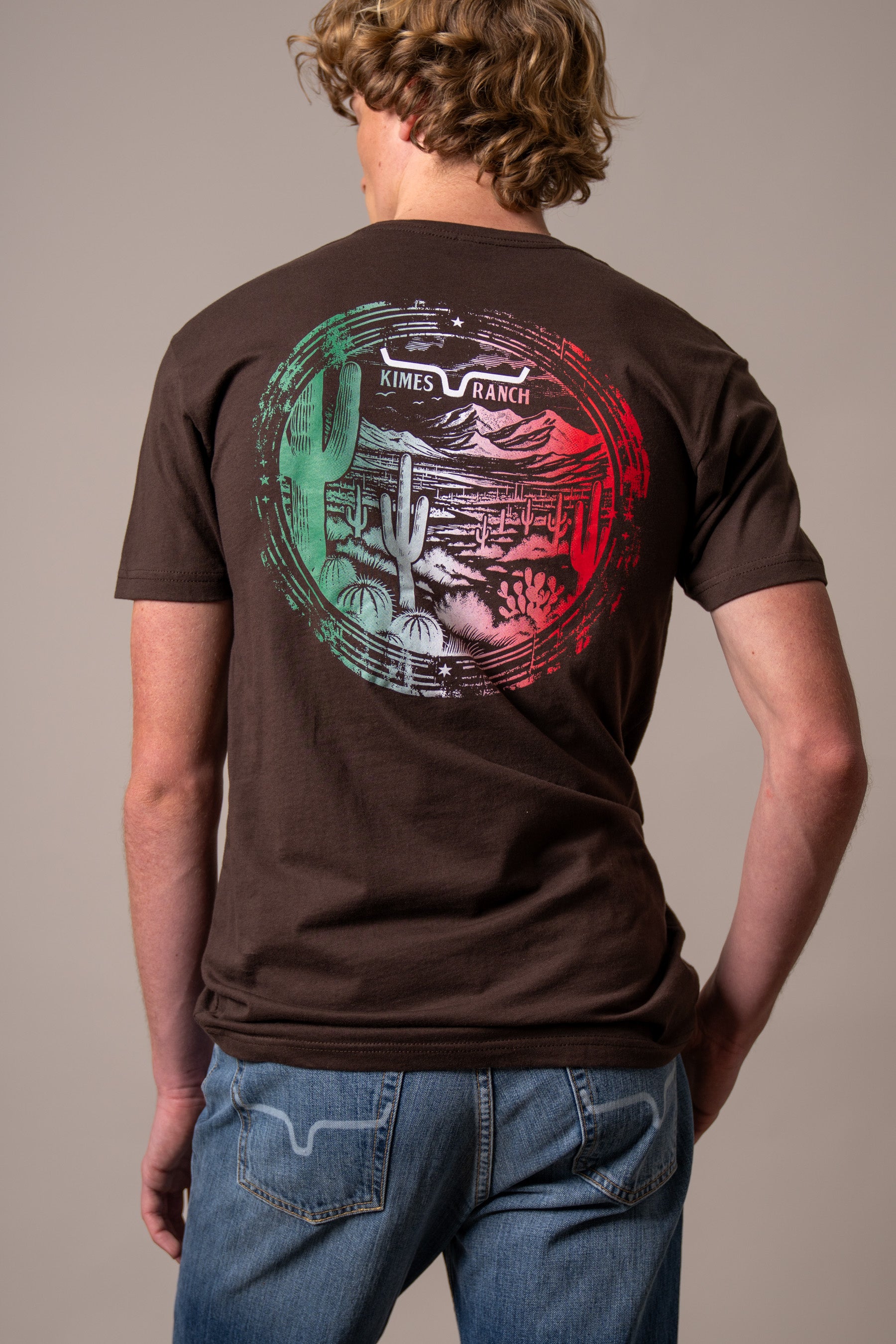 #color_dark chocolate