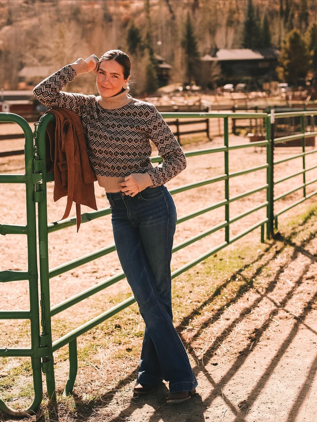 Hazel Turtleneck | Merino Wool Cropped Sweater | Kimes Ranch