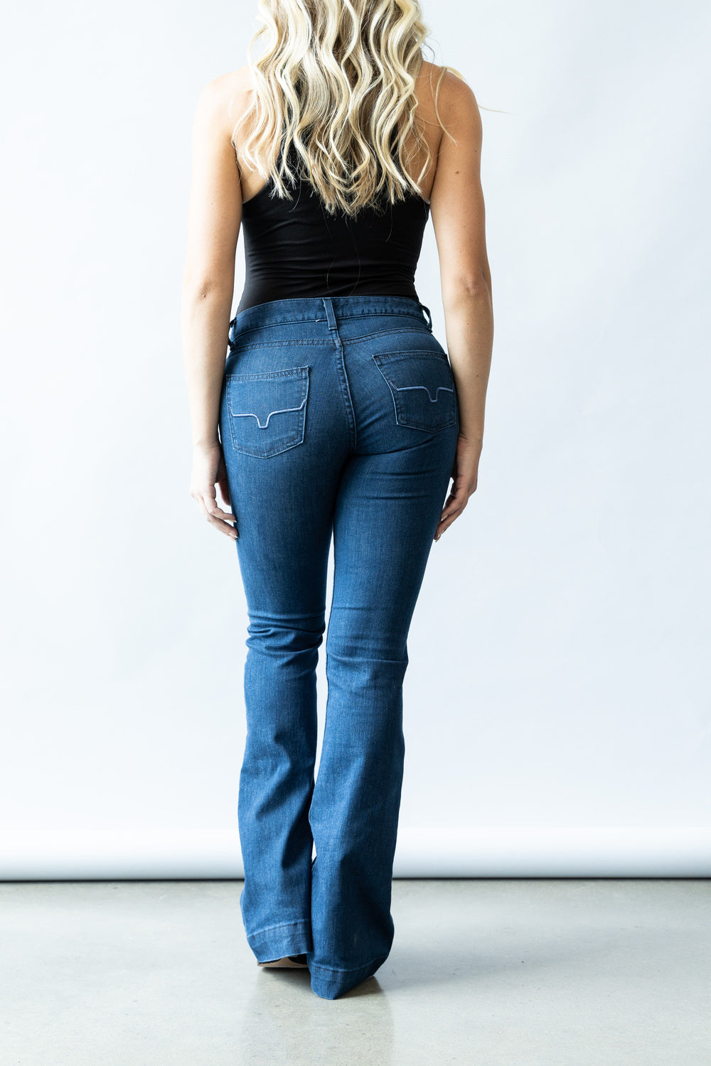 Lola Blue - Womens Jeans - Kimes Ranch | Kimes Ranch